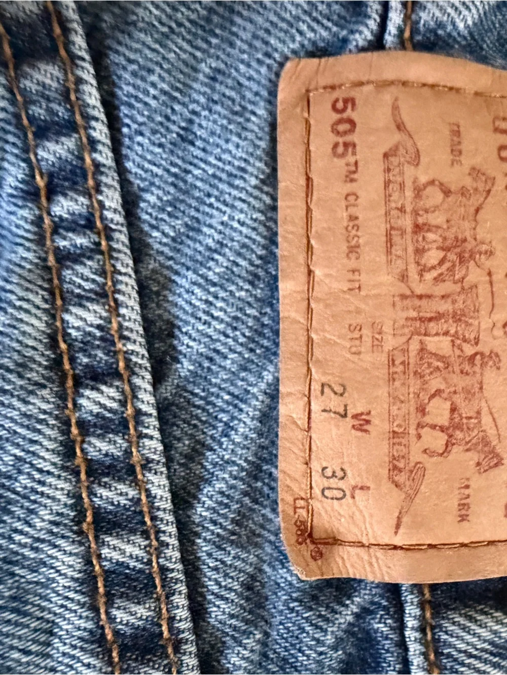 Vintage LEVI denim shorts